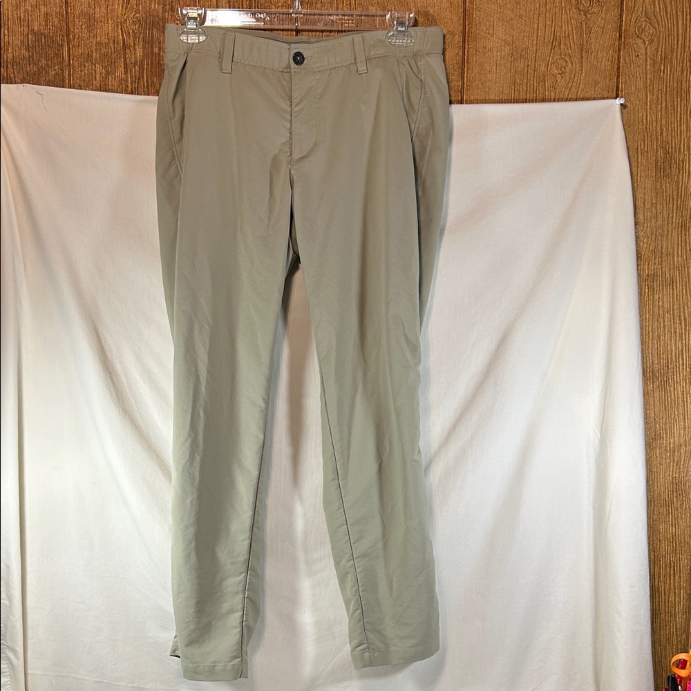 Under Armour Men's Tan Chinos